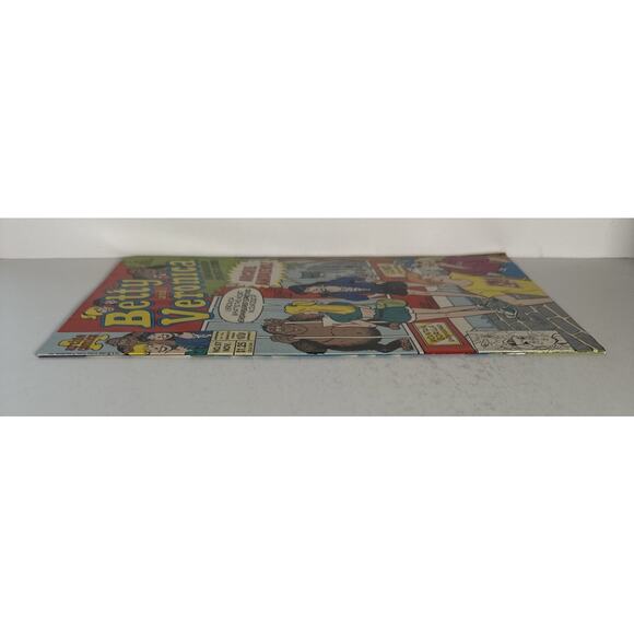 Betty and Veronica #57 - (Archie Comics) - NM - Picture 3 of 8